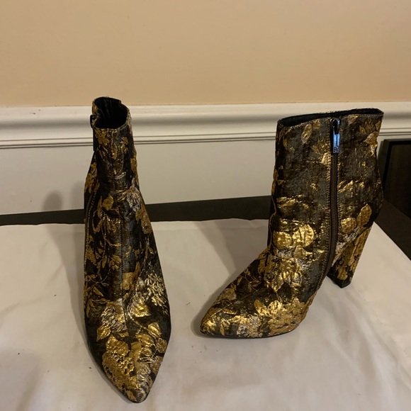Jessica Simpson Gold Embossed Ankle Boot - Picture 2 of 5